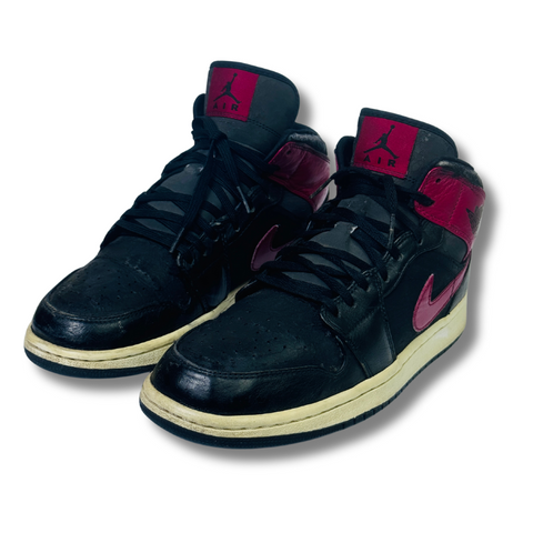 NIKE AIR JORDAN 1 - Kicksterr