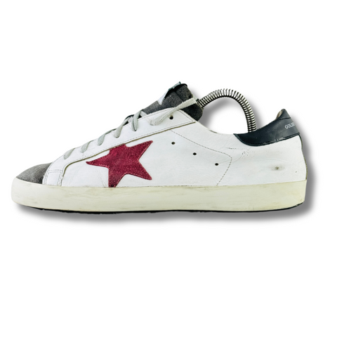 GOLDEN GOOSE SUPER STAR