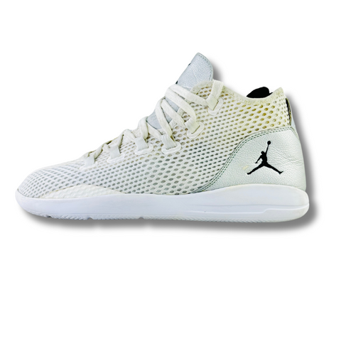 AIR JORDAN REVEAL WHITE