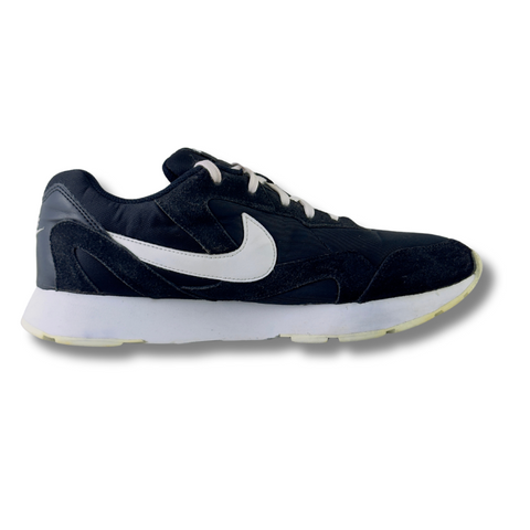 NIKE DELFINE RUNNING SHOES