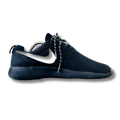 NIKE ROSHE RUN