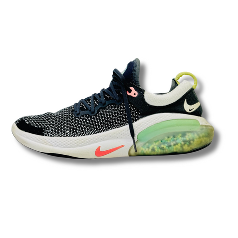 NIKE JOYRIDE FLYKNITE