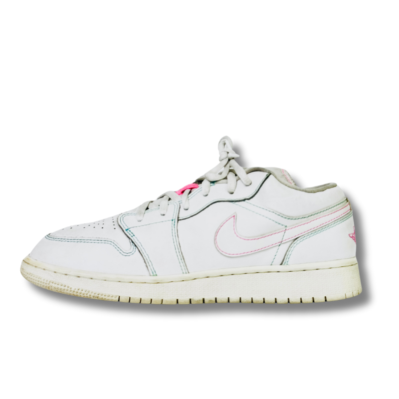 NIKE AIR JORDAN 1 LOW - Kicksterr