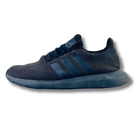 ADIDAS SWIFT RUN