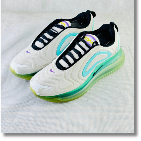 NIKE AIR MAX 720